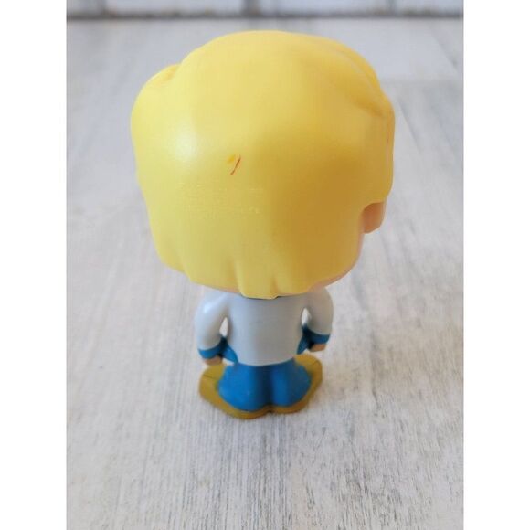 Fred McDonald's Scooby-Doo bobblehead toy figure - Picture 4 of 5